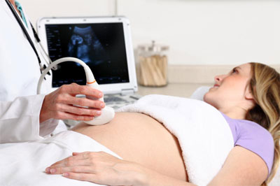 examen bébé au cours de la grossesse